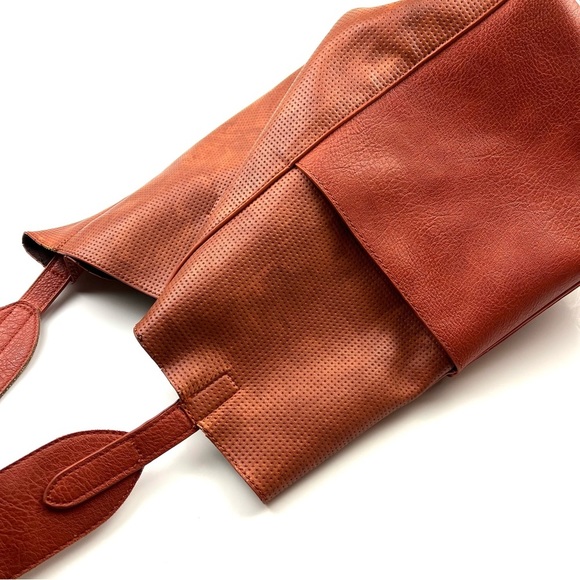 Anthropologie Tia saddle brown perforated vegan leather slouchy boho hobo bag - Picture 3 of 10